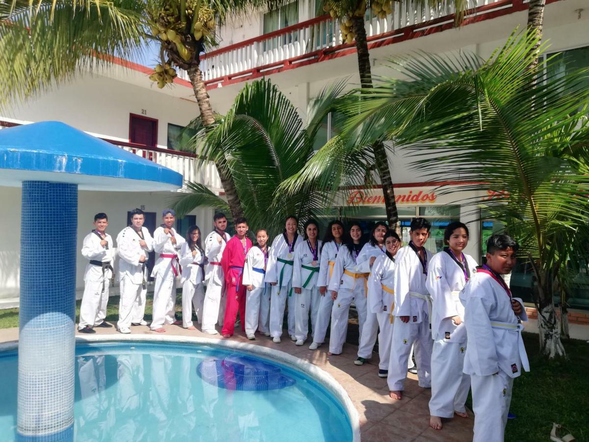 Hotel El Faro Playa Chachalacas 外观 照片
